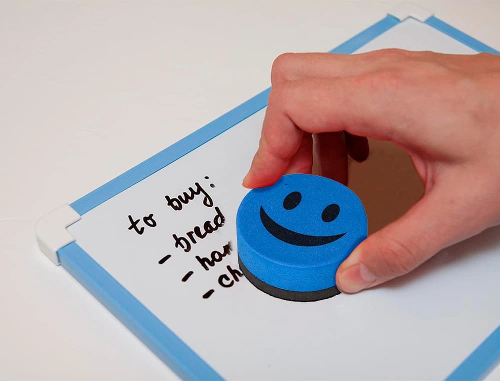 Borrador liderpapel pizarra blanca redondo 5 cm diametro magnetico cara smiley colores surtidos