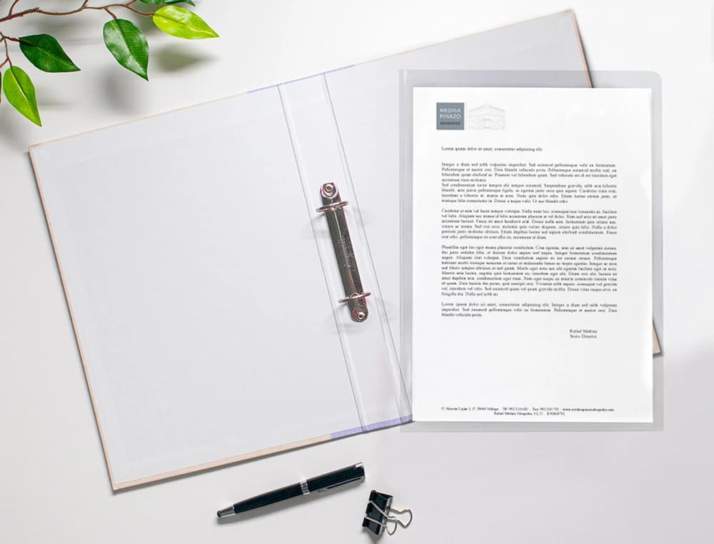 Carpeta dossier uñero plastico q-connect 180 mc folio transparente