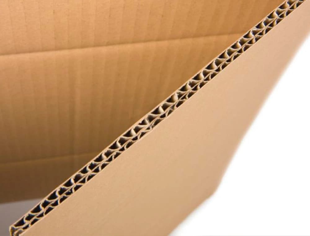 Caja para embalar q-connect americana ultra resistente carton reciclado canal doble 7mm color kraft 172x217x110 mm