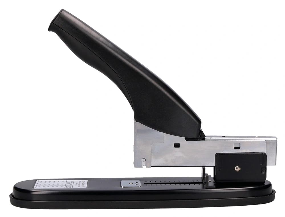 Grapadora q-connect kf02293 metalica capacidad 150 hojas color negro