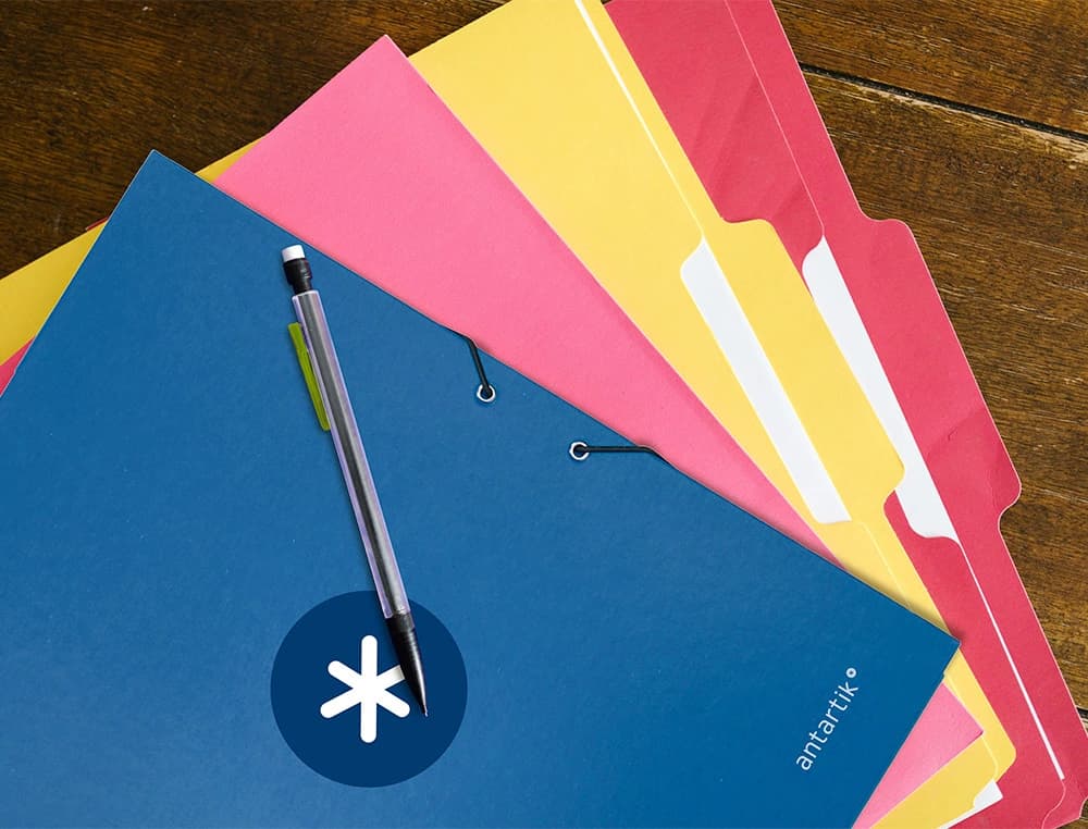 Carpeta antartik gomas tres solapas carton forrado a4 colores