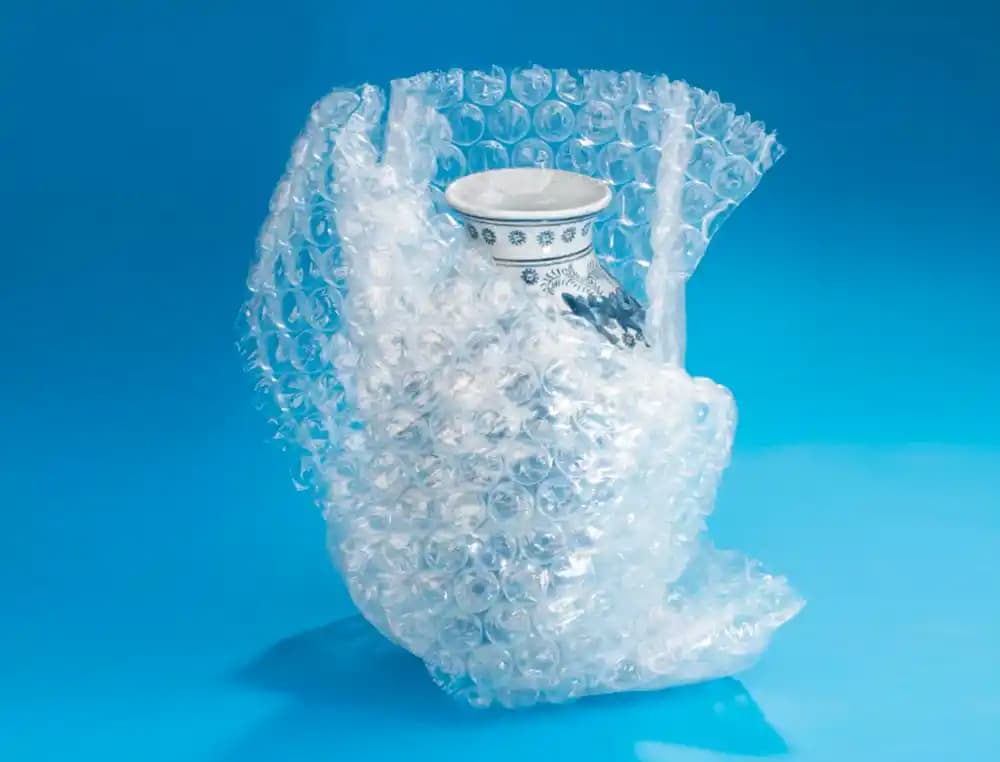 Plastico burbuja liderpapel ecouse 0.60x1m 30% de plastico reciclado