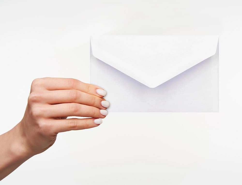Sobre liderpapel blanco con fondo 95x162 mm engomado solapa de pico caja de 500 unidades