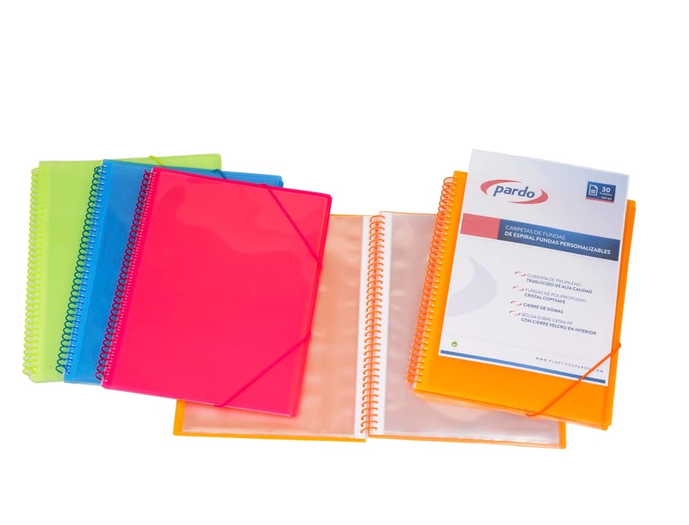 Carpeta pardo escaparate con espiral 20 fundas folio personalizable color negra