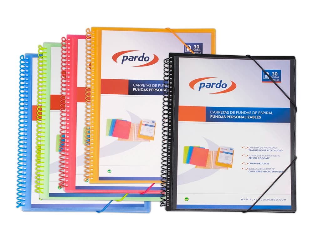 Carpeta pardo escaparate con espiral 20 fundas folio personalizable color negra