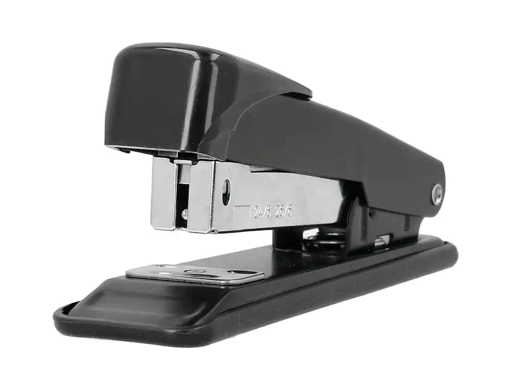 Grapadora greening metalica color negro capacidad 30 hojas usa grapas 24/6 y 26/6