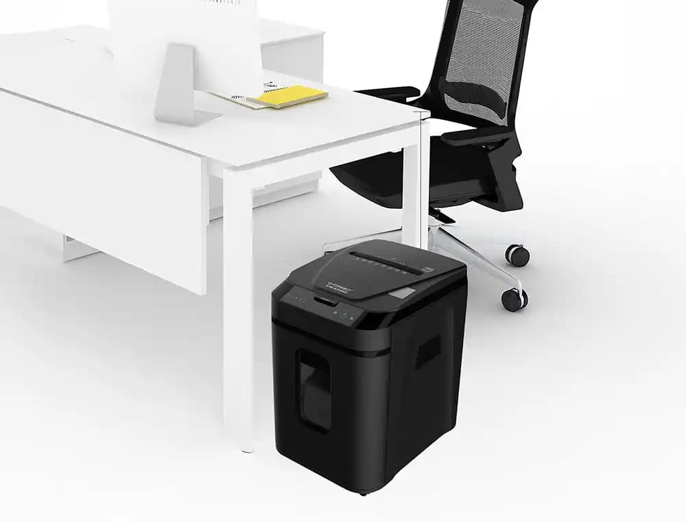Destructora de documentos q-connect capacidad corte 180 h auto / 10 h manual destruye grapas clips y tarjetas