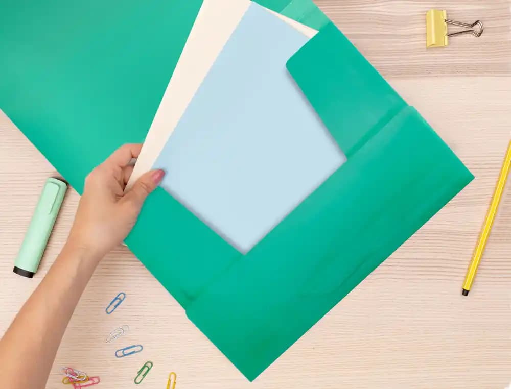 Carpeta liderpapel gomas solapas polipropileno din a4 translucido