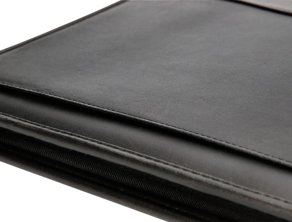 Carpeta portafolios q-connect cremallera 4 anillas 20 mm concalculadora con bolsa para movil 260x355 mm