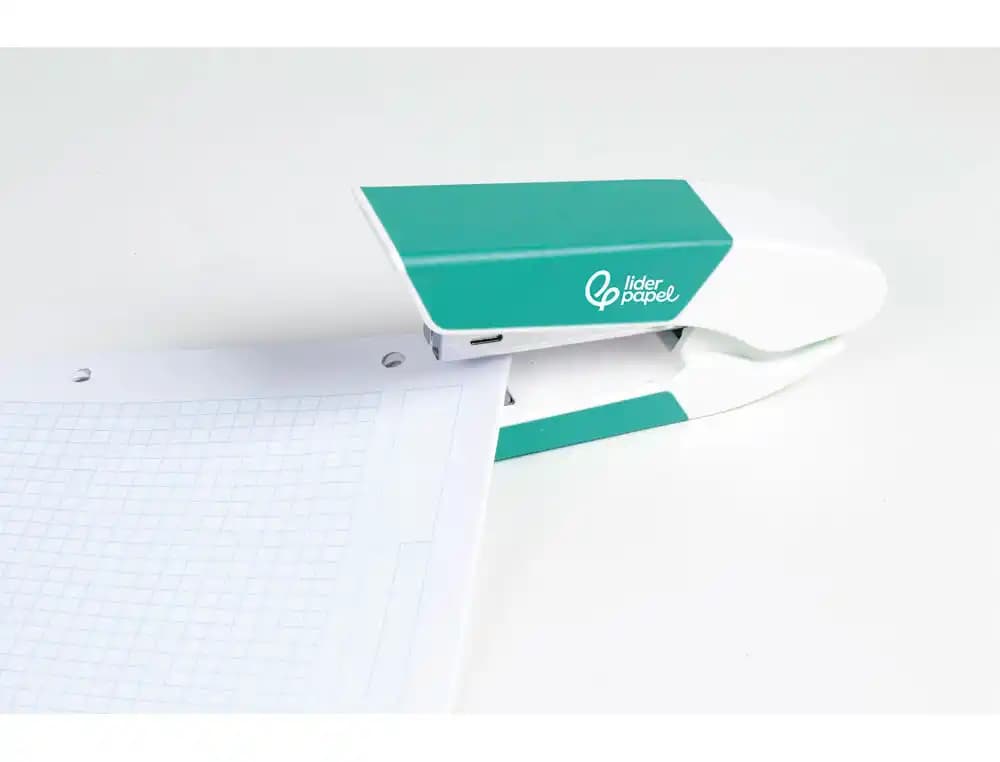 Grapadora liderpapel con regalo de extraegrapas y caja de 1000 grapas 26/6 capacidad 20h