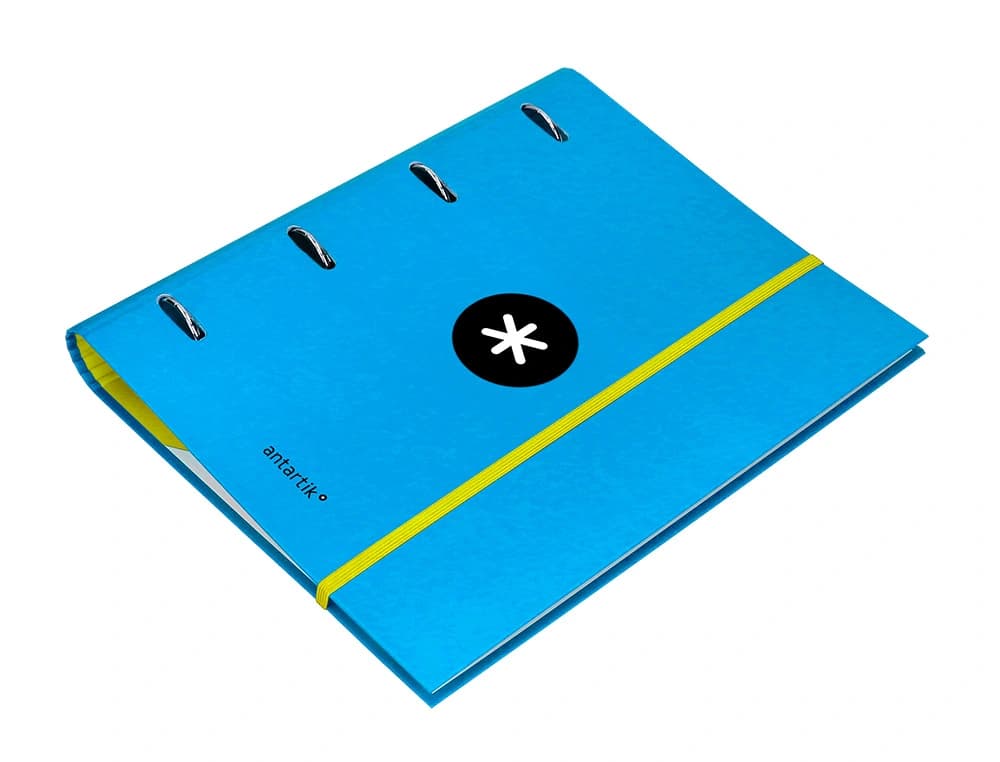 Carpeta con recambio antartik a4 cuadro 5mm forrada 4 anillas 40mm redondas con solapa